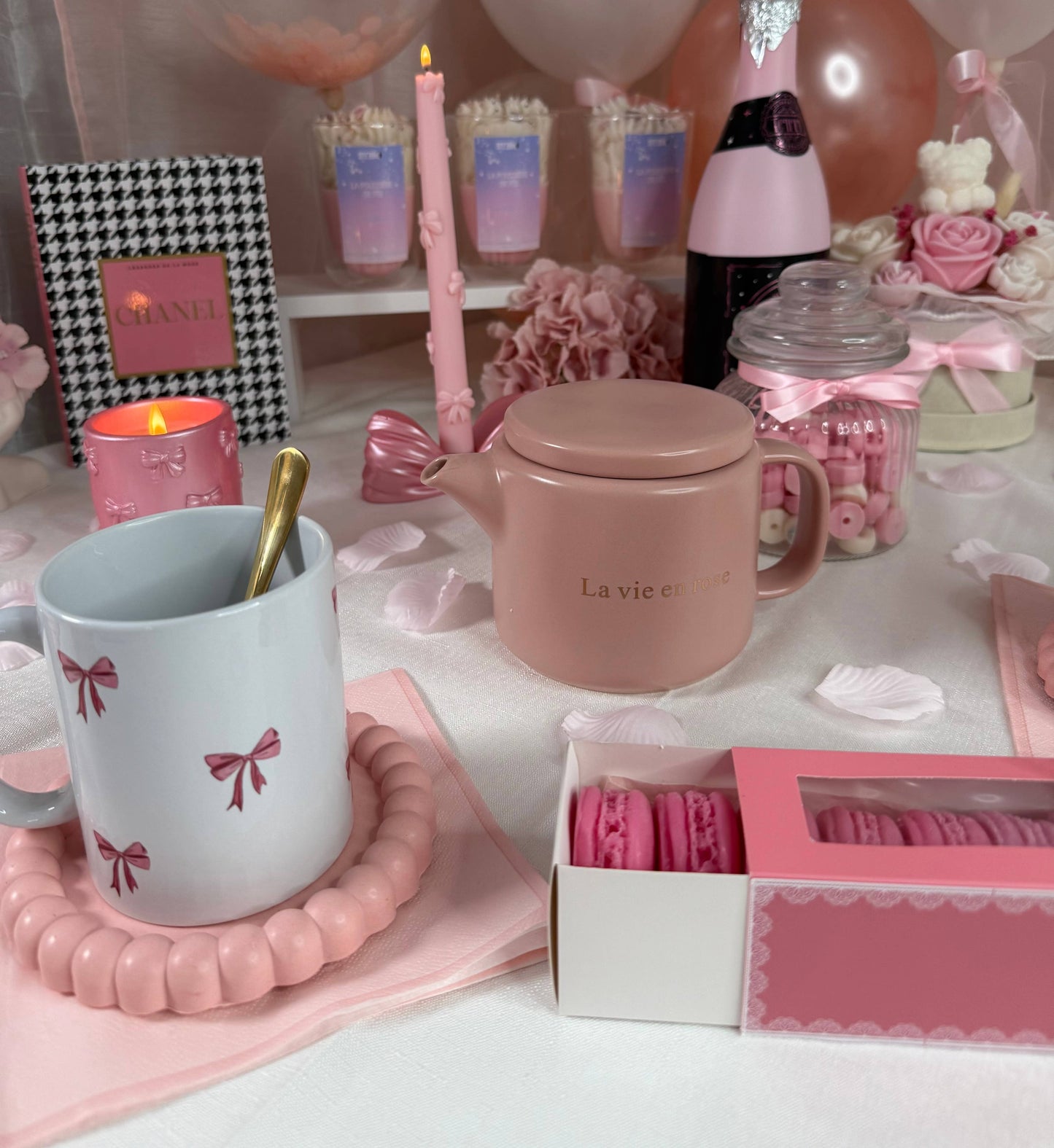 Coffret de 8 Fondants Parfumés – Macarons: Macaron Vanille rose